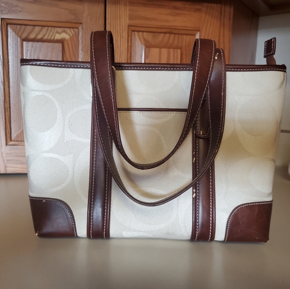 White and brown purse - Picture 4 of 10